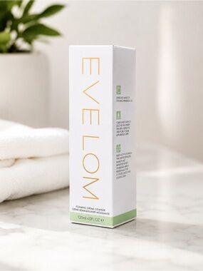 The EVE LOM Foaming Cream Cleanser
